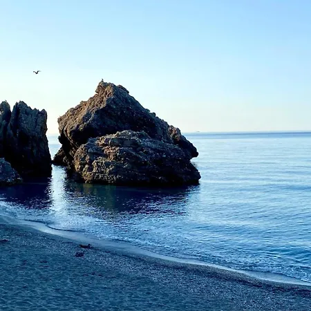 Marina Bella House- Sea View&private Pool Appartamento