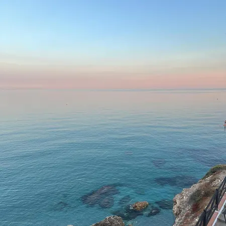 Marina Bella House- Sea View&private Pool Appartamento Nerja